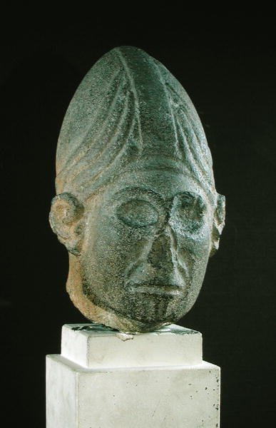 Cabeza de un dios sirio, de Jabbil, norte de Siria, c.1700-1600 a.C. de Syrian Syrian